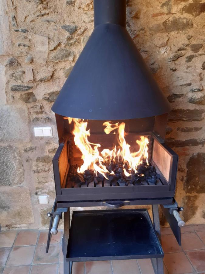 Monells - Casa Rural - Can Felip المظهر الخارجي الصورة